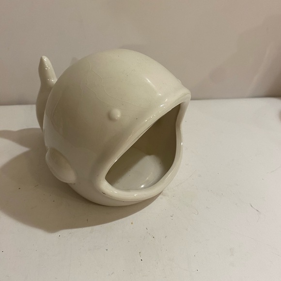 World Market Other - World Market Ceramic Whale Soap pad Holder (KA)